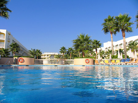 Hotel Pool